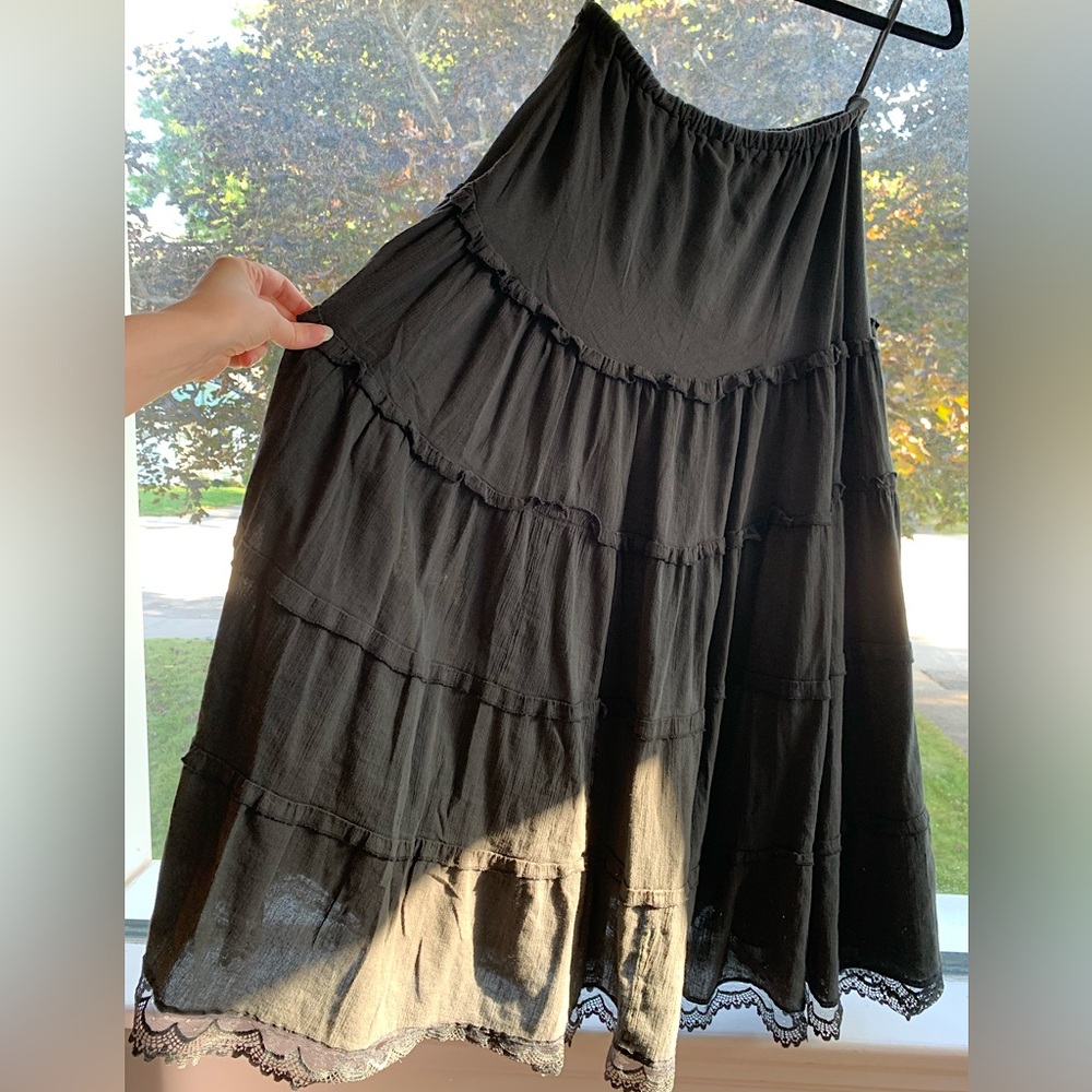 Elegant Black Maxi Skirt with lace trim